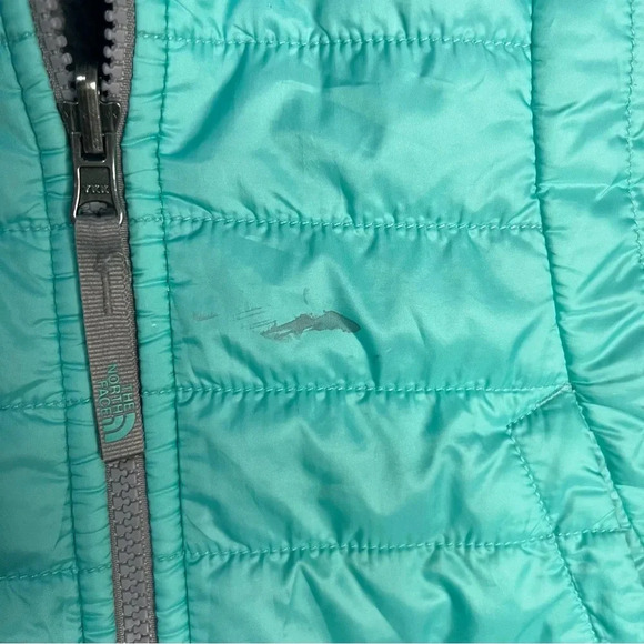 The North Face Reversible Mossbud Swirl Insulated Vest Girls Size 6 Youth - Picture 4 of 14